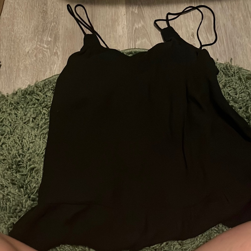Dark grey tank